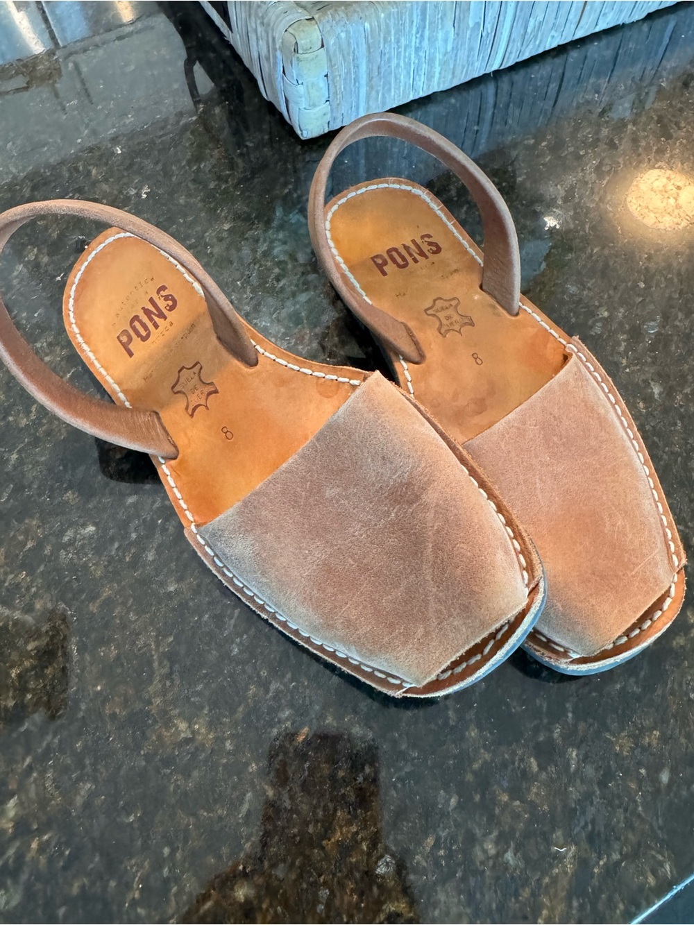 Pons Women’s Brown Leather Slingback Flats - Picture 3 of 6